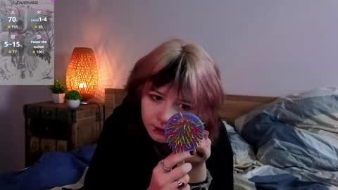 Ashley online show from 10/06/25, 05:43