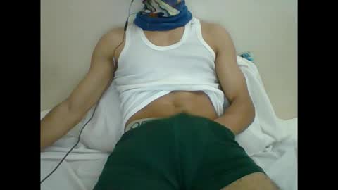 Snapshot of osamasins77 chatting on 01/17/26, 06:33 osamasins77 online show from 01/17/26, 06:33