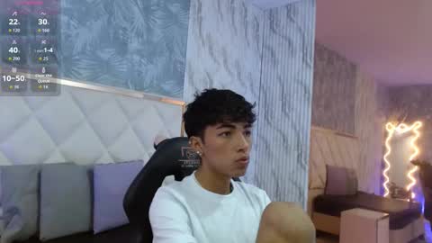 Snapshot of osamu_tay chatting on 01/17/26, 11:37 osamu_tay online show from 01/17/26, 11:37