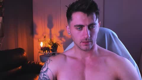 Oscar online show from 10/04/25, 09:13