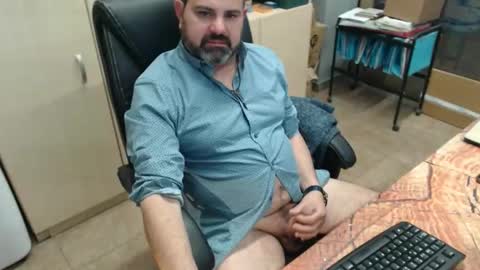 Snapshot of oscar_msng chatting on 02/13/26, 06:48 Oscar online show from 02/13/26, 06:48