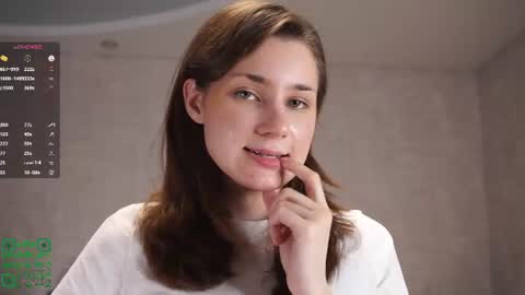 Snapshot of oscarheberle chatting on 06/12/26, 05:45 Jess online show from 06/12/26, 05:45