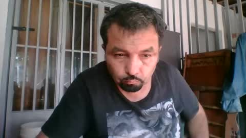 oscarjhe3512 online show from 11/17/25, 07:19