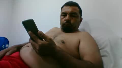 oscarjhe3512 online show from 01/07/26, 01:52