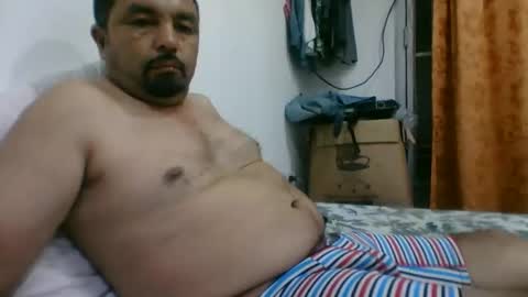 oscarjhe3512 online show from 02/10/26, 02:15