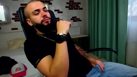 OscarWills online show from 05/21/26, 04:41