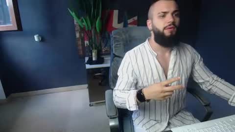 OscarWills online show from 06/18/26, 04:46