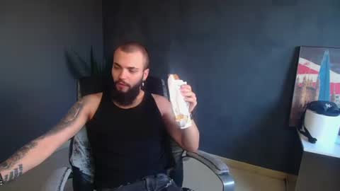 OscarWills online show from 06/26/26, 04:17