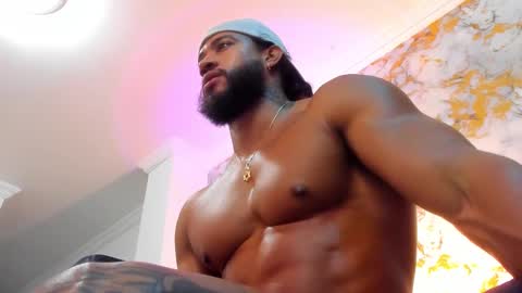 Snapshot of osher_cox chatting on 02/05/25, 06:35 osher_cox online show from 02/05/25, 06:35