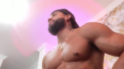 Snapshot of osher_cox chatting on 03/08/25, 02:45 osher_cox online show from 03/08/25, 02:45