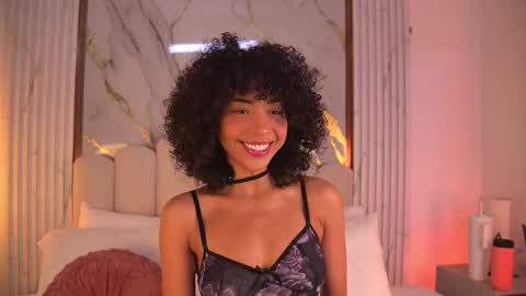 Snapshot of oshun_25 chatting on 01/07/26, 12:07 Oshun online show from 01/07/26, 12:07