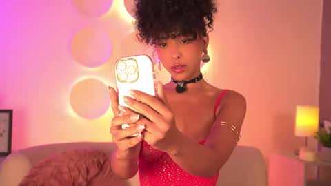 Snapshot of oshun_25 chatting on 02/21/26, 11:50 Oshun online show from 02/21/26, 11:50