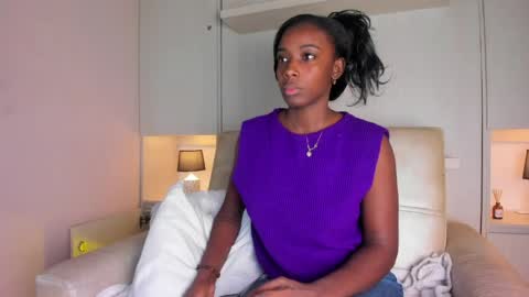 Snapshot of oshun_444 chatting on 04/12/26, 03:55 oshun_444 online show from 04/12/26, 03:55