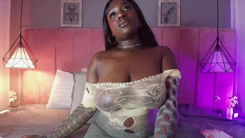 Oshun online show from 01/28/25, 02:31