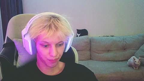 Ostin online show from 12/22/24, 05:53