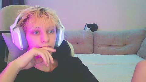 Ostin online show from 12/28/24, 02:21