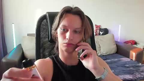 Ostin online show from 06/15/26, 01:02