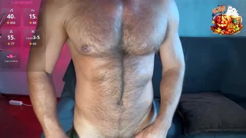 Snapshot of ostingregory chatting on 10/25/25, 05:59 Gregory online show from 10/25/25, 05:59