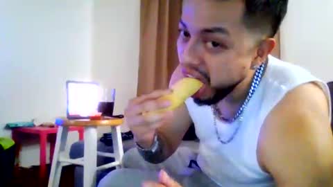 Snapshot of otherwonn11 chatting on 03/15/26, 05:02 Chulo CLos online show from 03/15/26, 05:02