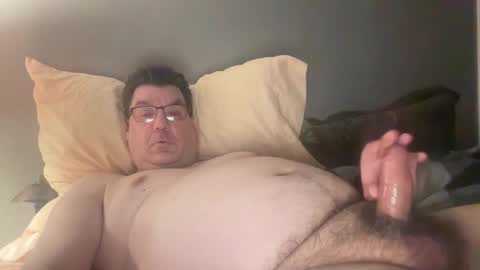 otter916 online show from 12/18/25, 06:52