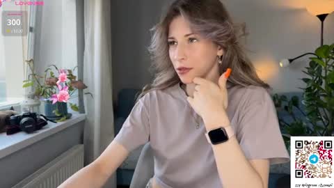 Snapshot of ottiliebolyard chatting on 07/18/26, 11:58 Anne online show from 07/18/26, 11:58