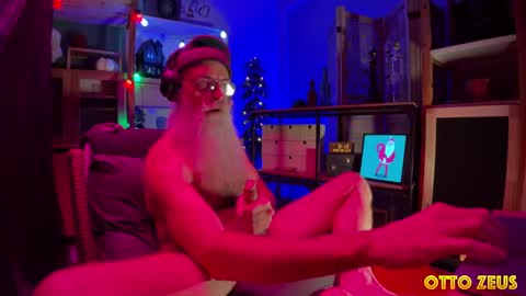 Snapshot of ottozeus chatting on 12/02/24, 11:12 Otto Zeus online show from 12/02/24, 11:12