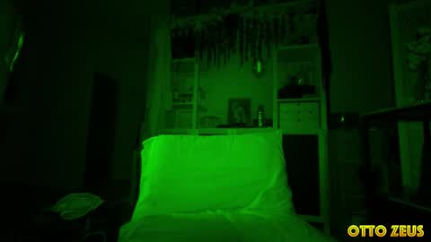 Snapshot of ottozeus chatting on 10/26/25, 05:57 Otto Zeus online show from 10/26/25, 05:57