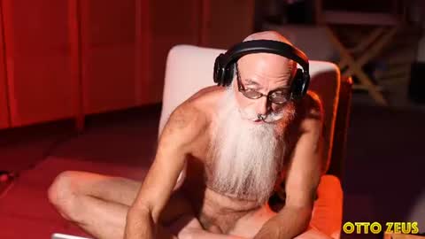 Snapshot of ottozeus chatting on 07/19/26, 05:11 Otto Zeus online show from 07/19/26, 05:11