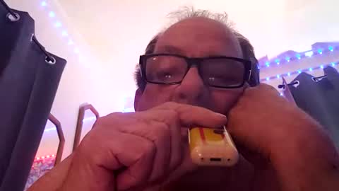 ou8124824 online show from 10/05/25, 09:02