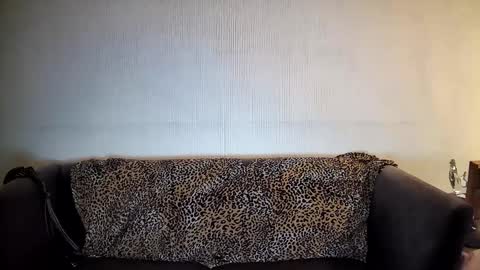 Snapshot of outtamatik chatting on 09/13/25, 04:56 G online show from 09/13/25, 04:56