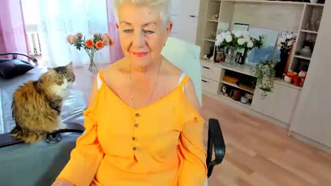 Alla online show from 06/25/26, 11:26