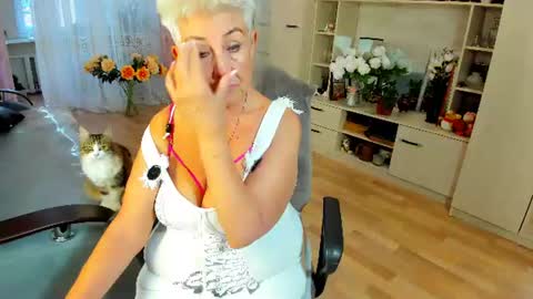 Alla online show from 07/28/26, 09:04