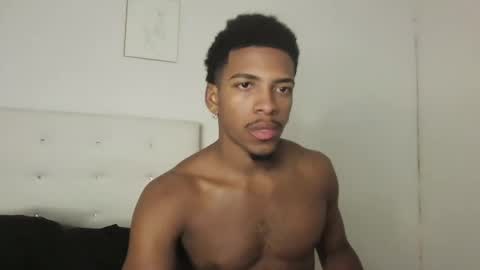 Snapshot of owen_222 chatting on 12/04/25, 03:05 Owen online show from 12/04/25, 03:05