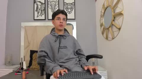 Owen Johnson online show from 09/26/25, 11:47