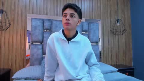 Owen Johnson online show from 11/22/25, 12:15