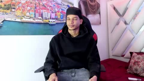 owen blaze online show from 06/17/26, 03:31