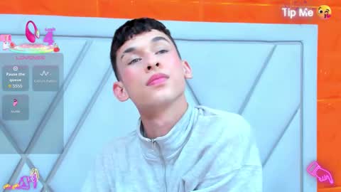 owen_stone1 online show from 11/22/25, 09:36