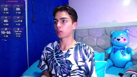 Owen  Independent model  online show from 02/03/25, 04:57