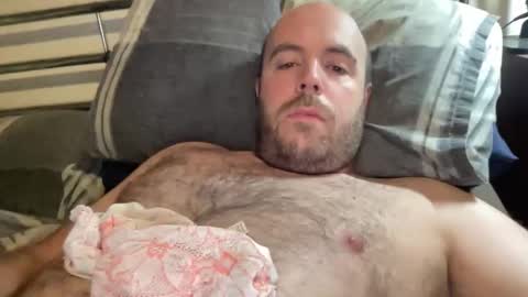 Owen2022 online show from 09/25/25, 06:17