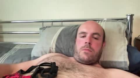 Owen2022 online show from 04/26/26, 01:42