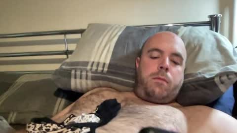 Owen2022 online show from 04/30/26, 06:20