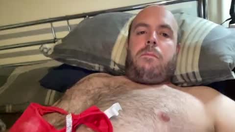 Owen2022 online show from 06/30/26, 06:14