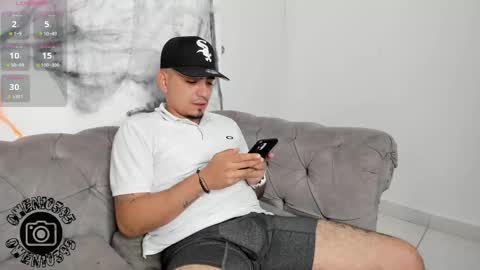 O W E N - S T O N E online show from 10/22/25, 04:13