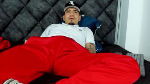 O W E N - S T O N E online show from 11/12/25, 12:27