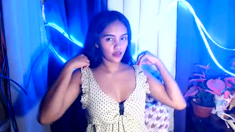 oxana_wetpussy online show from 07/11/26, 06:38
