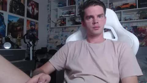 Mike online show from 09/28/25, 11:04