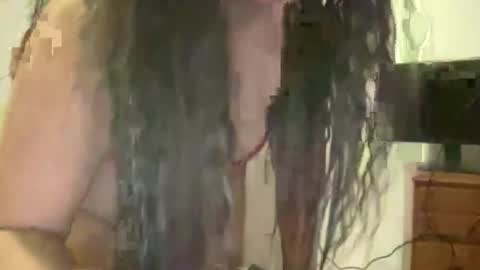 Snapshot of oxovickyoxo chatting on 11/29/25, 12:13 oxovickyoxo online show from 11/29/25, 12:13