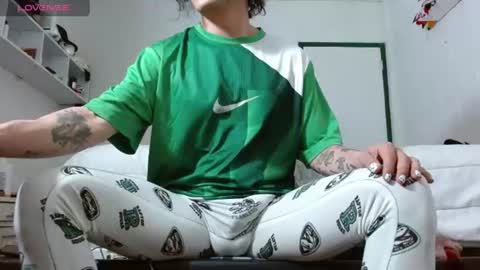 Jeannifer online show from 07/12/26, 12:56