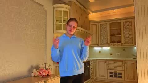 Call me Gabriela online show from 12/04/25, 12:47