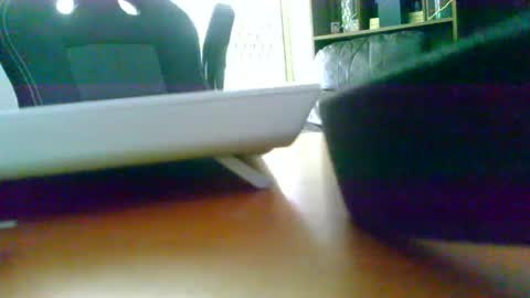 Snapshot of ozzyrickster chatting on 01/16/25, 04:07 Oi Oi Oi online show from 01/16/25, 04:07